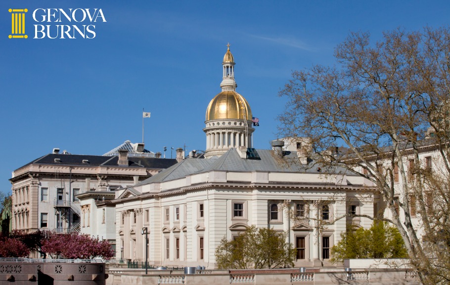 New Jersey state capitol building golden dome in Trenton 